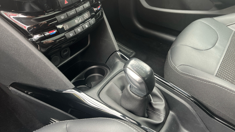 Peugeot 2008 1.2 PureTech Allure Premium 5dr [Start Stop] Petrol Estate